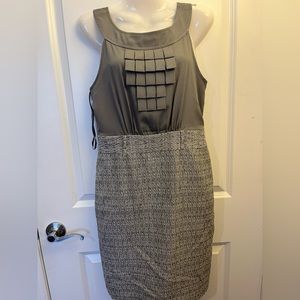 Grey shift dress with side zipper